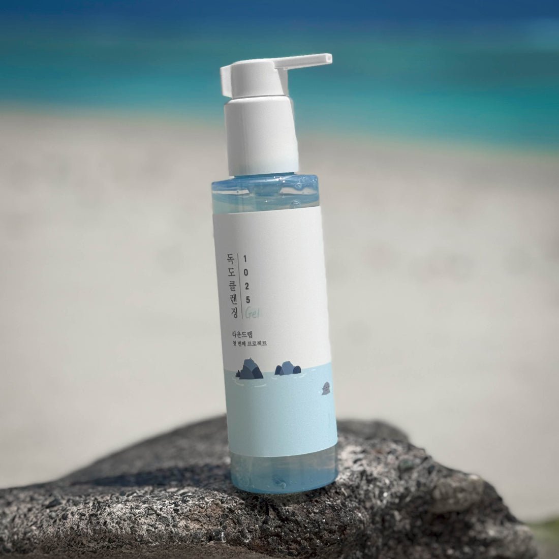 1025 Dokdo Cleansing Gel - Serenity Skin